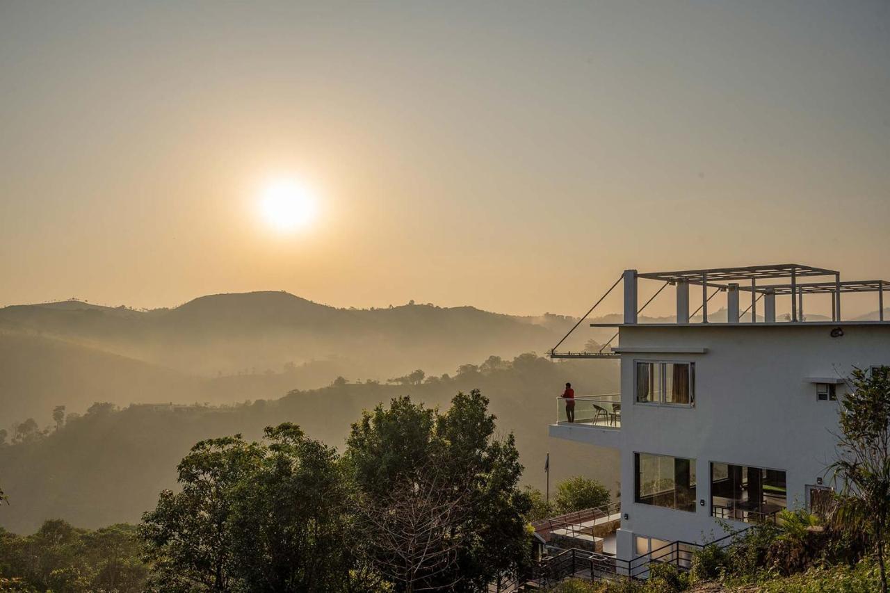 StayVista at Ozone Greens Vagamon Buitenkant foto